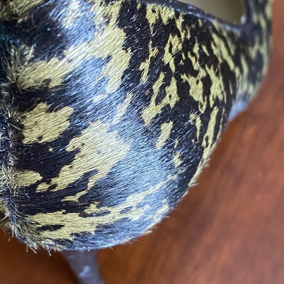Animal Print Leather Pumps - Picture 3 of 5